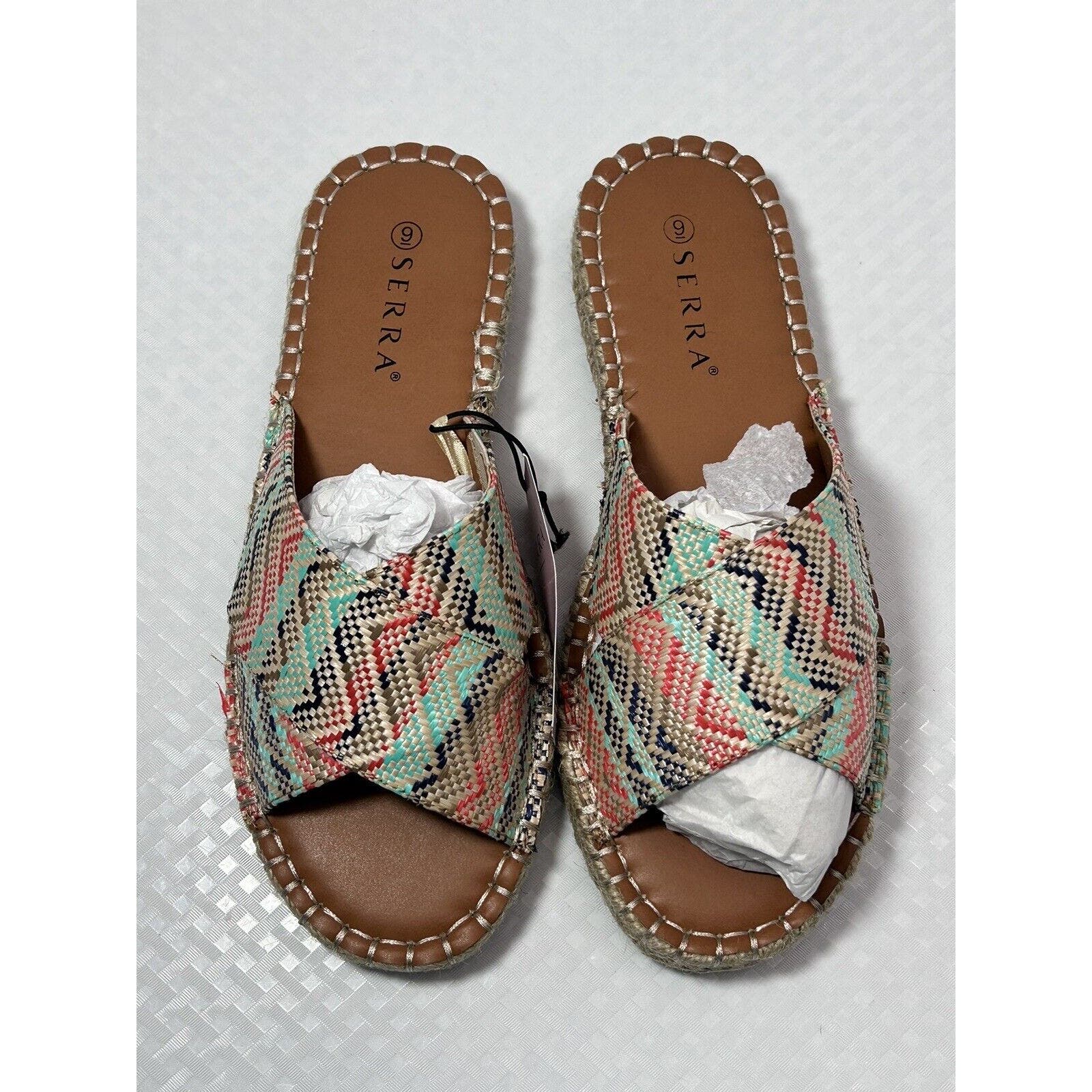 Serra Ladies Size 9 Summer Sandals — image 2 of 8